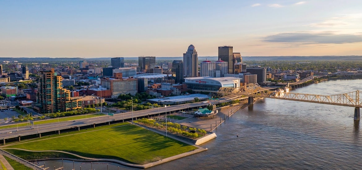 louisville kentucky skyline family days out