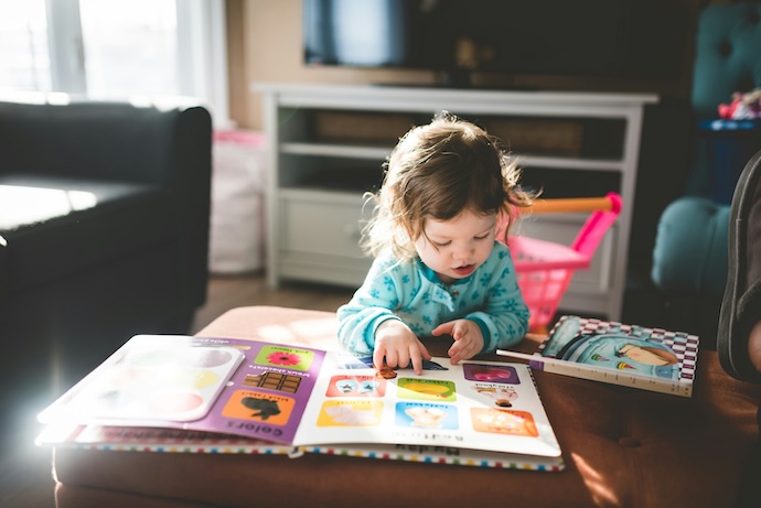 toddler reading